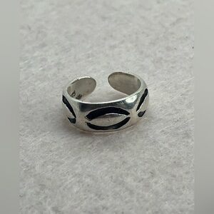 Vtg 925 Sterling Silver Southwestern Stamped Design Toe Ring | Sz 1